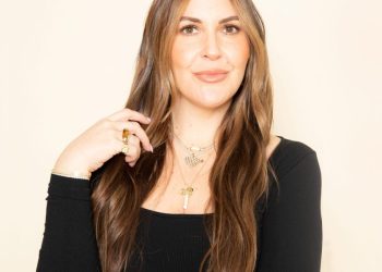 CEO of $13 million facial chain Glowbar says there’s one factor entrepreneurs aren’t advised earlier than launching companies—she discovered it the exhausting manner in the course of the pandemic