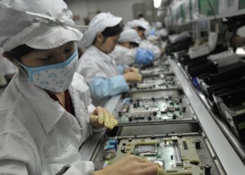 Company America fears wrath of Trump because it mulls tariffs response